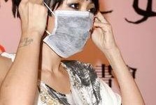 明星大爆料透明口罩视频,透明口罩视频揭秘幕后真相